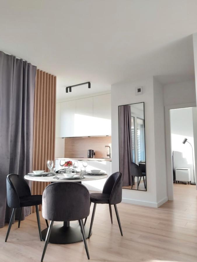 Apartament 150 Zaspa Vvita Z Prywatnym Ogrodem I Tarasem Гданск Екстериор снимка