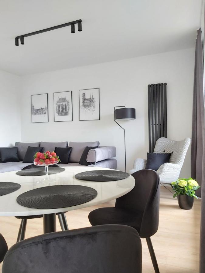 Apartament 150 Zaspa Vvita Z Prywatnym Ogrodem I Tarasem Гданск Екстериор снимка