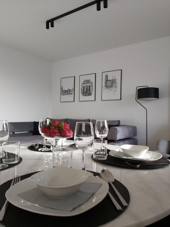 Apartament 150 Zaspa Vvita Z Prywatnym Ogrodem I Tarasem Гданск Екстериор снимка