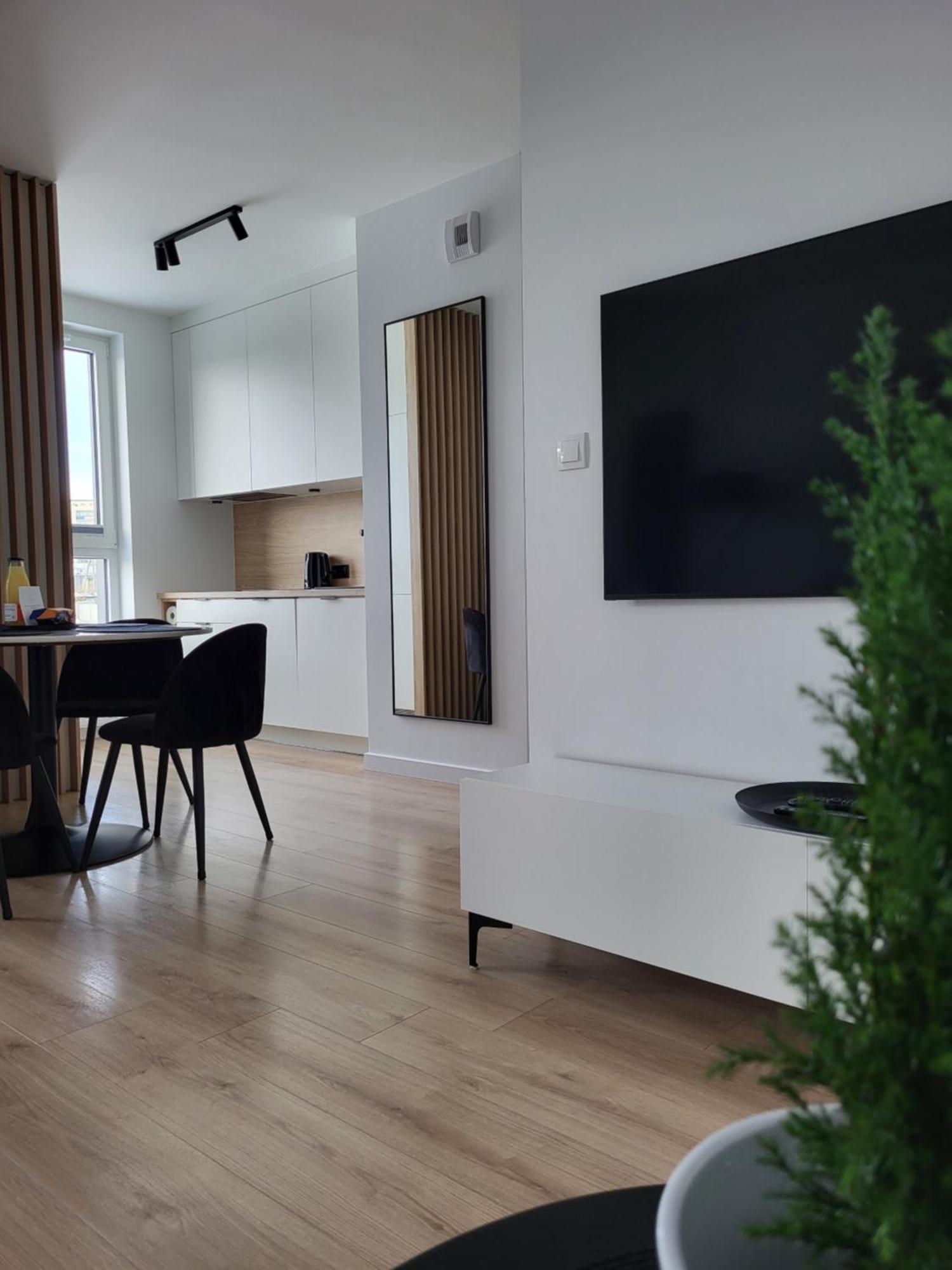 Apartament 150 Zaspa Vvita Z Prywatnym Ogrodem I Tarasem Гданск Екстериор снимка